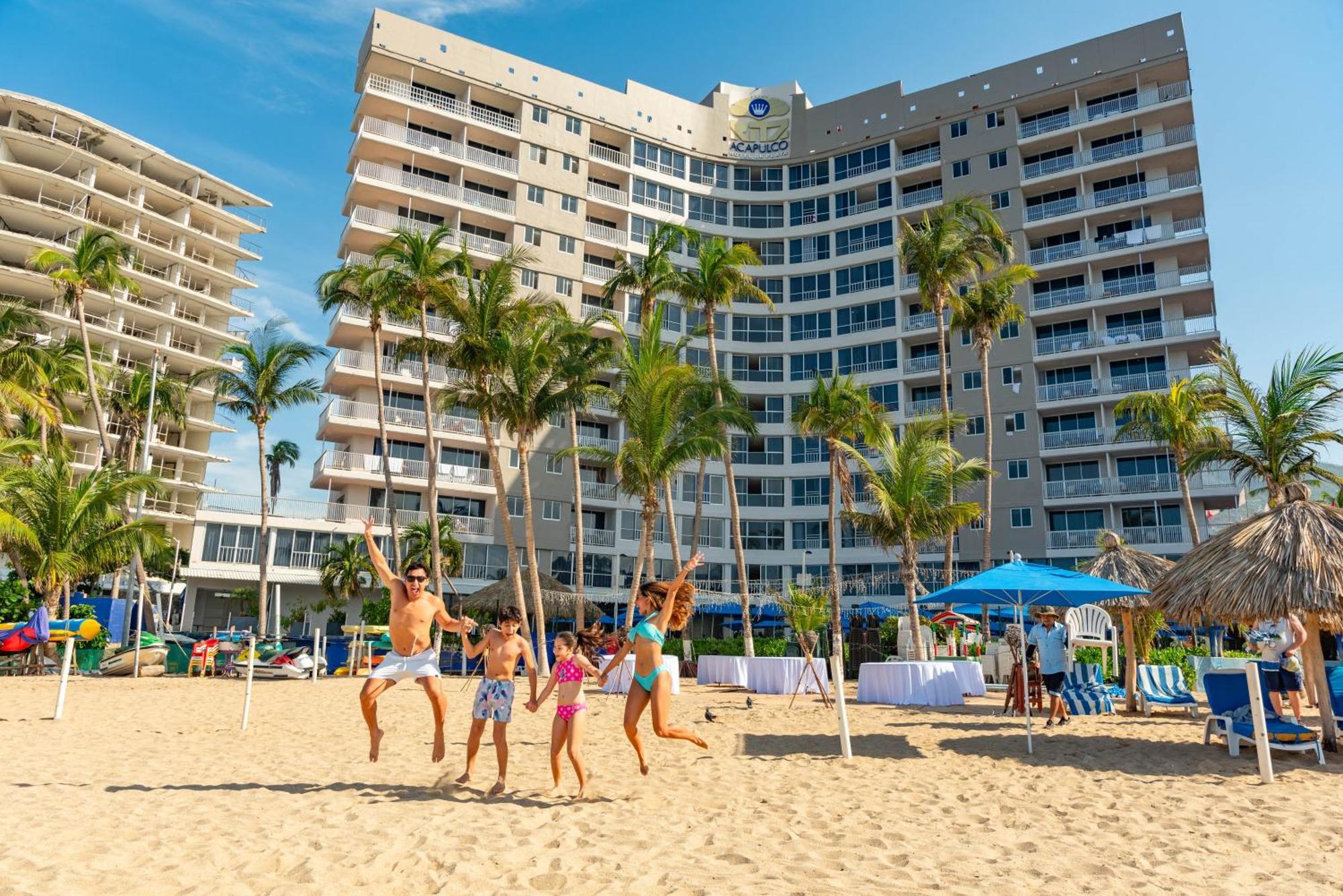 Ritz Acapulco All Inclusive מראה חיצוני תמונה The beach at the Hilton San Diego Bayfront
